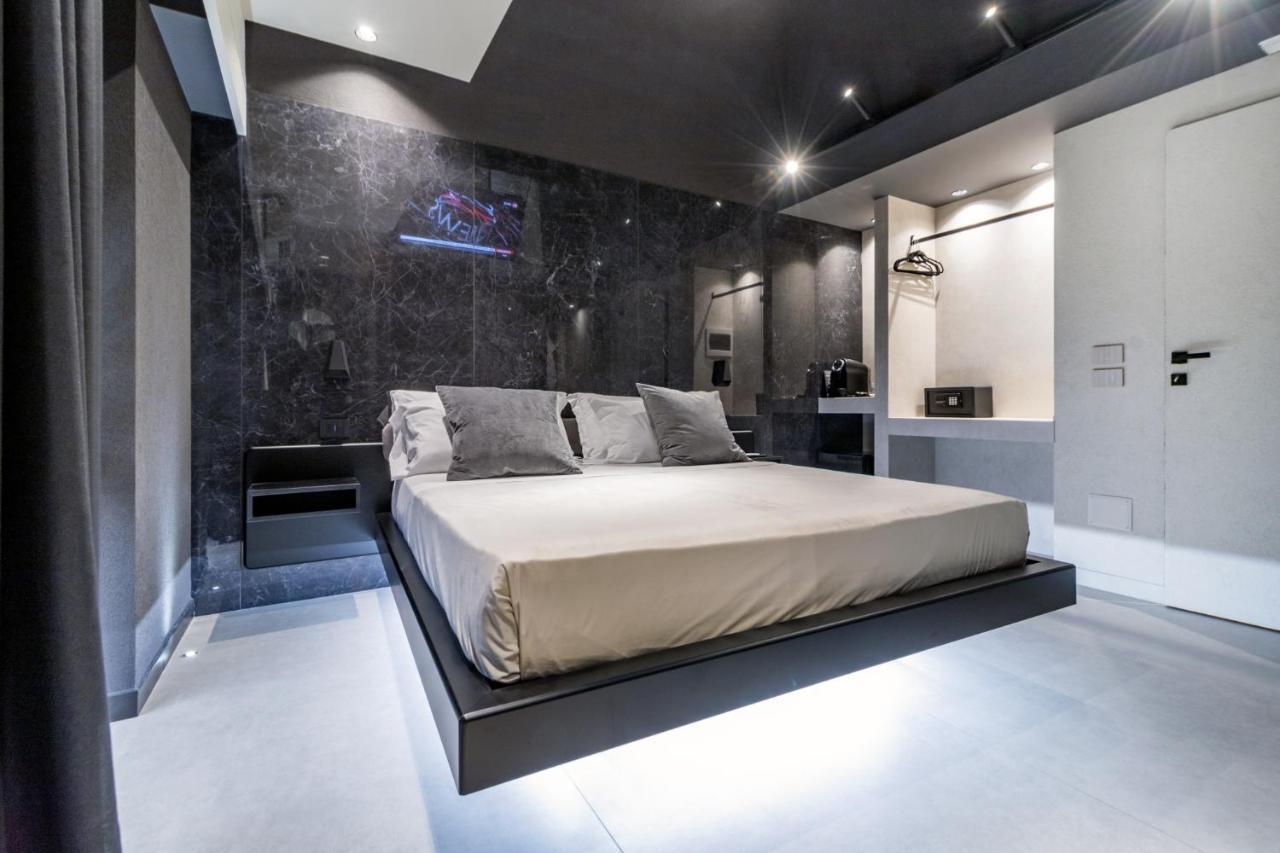 4 Suites " Unconventional Living Rooms " Catania-Fontanarossai nemzetközi repülőtér Kültér fotó