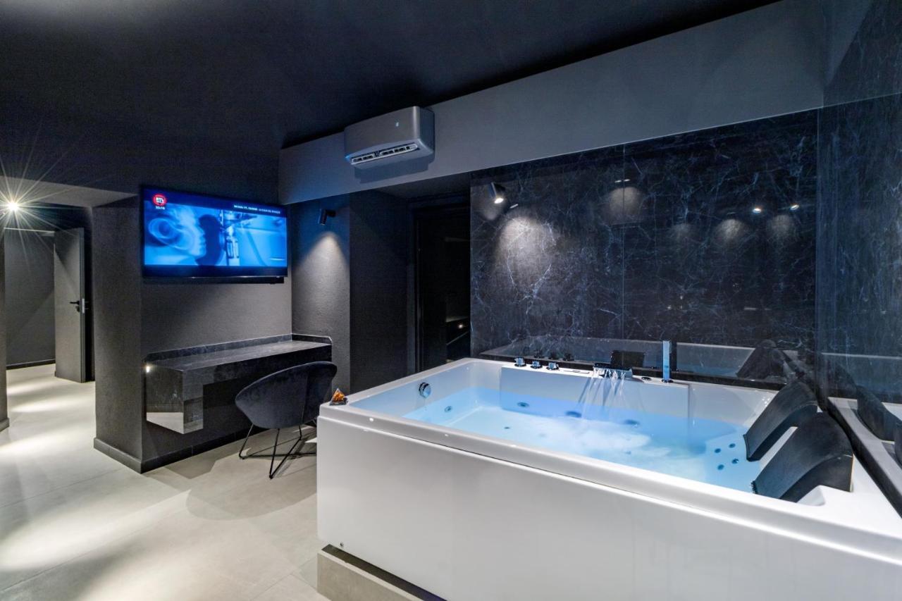 4 Suites " Unconventional Living Rooms " Catania-Fontanarossai nemzetközi repülőtér Kültér fotó