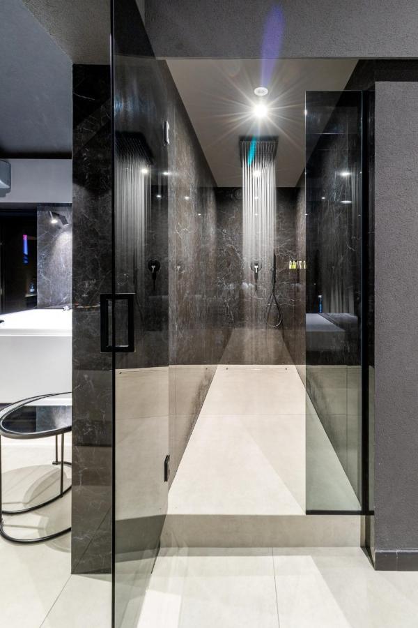 4 Suites " Unconventional Living Rooms " Catania-Fontanarossai nemzetközi repülőtér Kültér fotó
