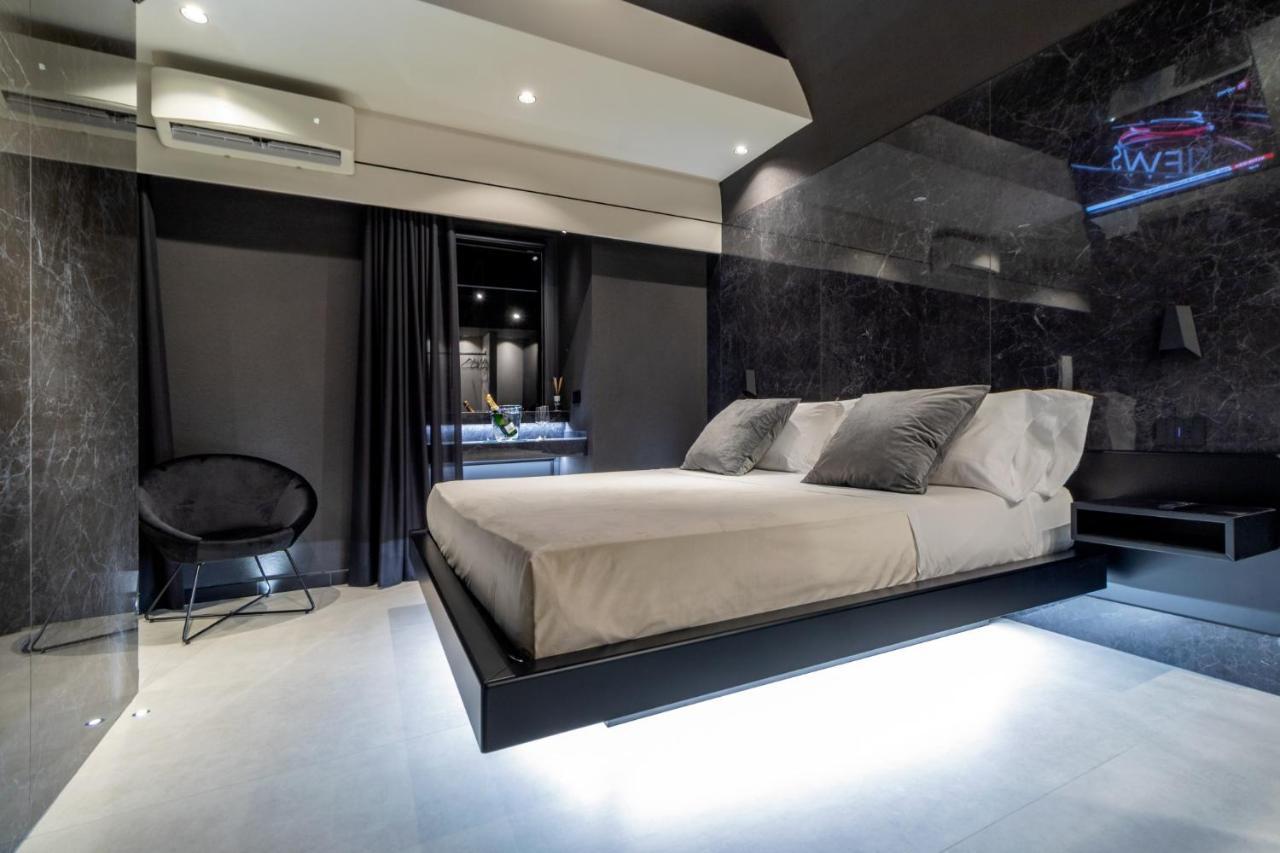 4 Suites " Unconventional Living Rooms " Catania-Fontanarossai nemzetközi repülőtér Kültér fotó