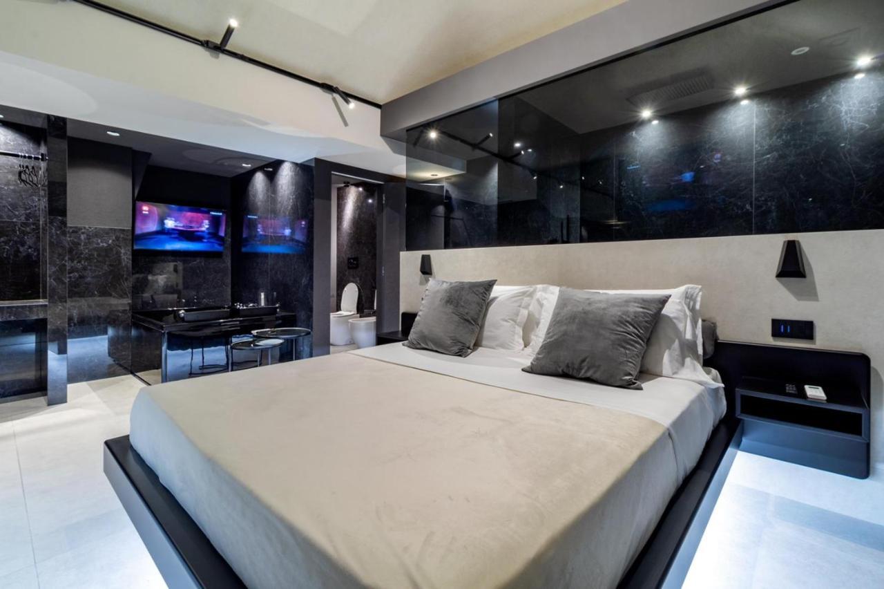4 Suites " Unconventional Living Rooms " Catania-Fontanarossai nemzetközi repülőtér Kültér fotó