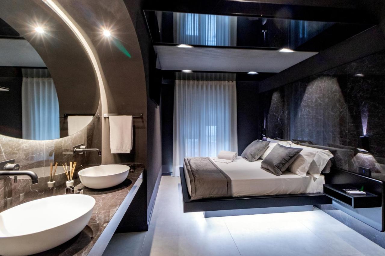 4 Suites " Unconventional Living Rooms " Catania-Fontanarossai nemzetközi repülőtér Kültér fotó